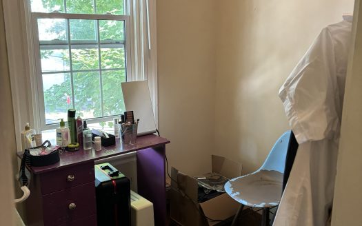 large three bedroom unit available in the heart of North End Halifax.