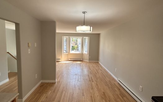 51 Quindora Crescent