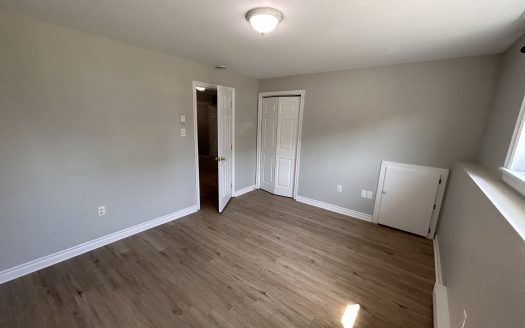 51 Quindora Crescent